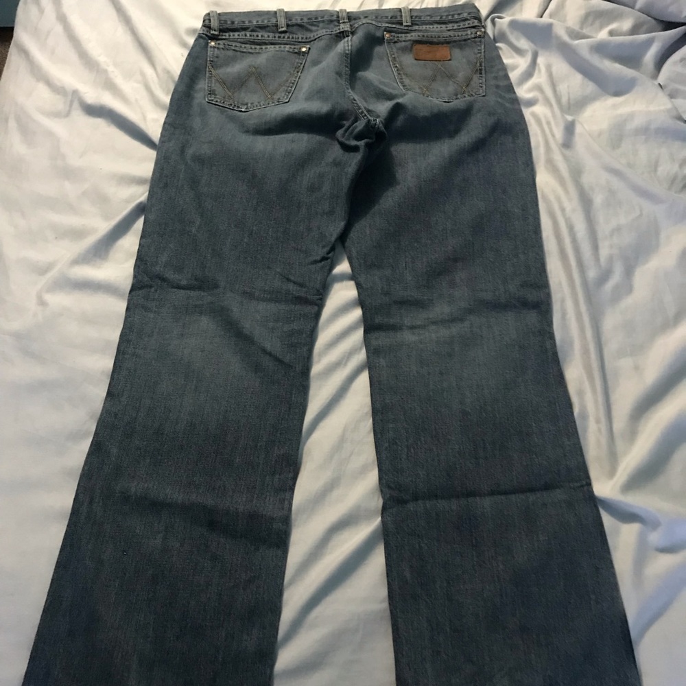 Men’s wrangler retro relaxed boot cut